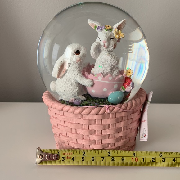 Easter spring waterglobe bunny rabbit easter basket brand new ✨🌸🐇 - Picture 11 of 15
